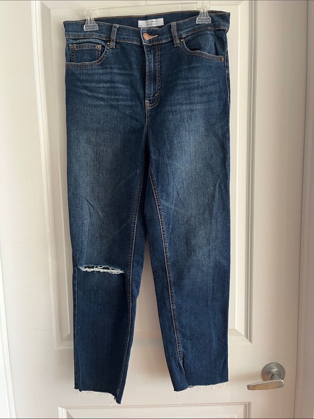 Dynamite Gisele Classic Dark Wash Straight Jeans with Knee Distress